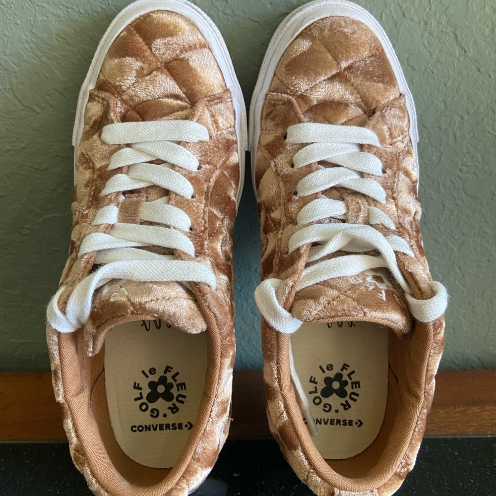 Converse One Star X Golf Le Fleur OX
Quilted Velvet / Brown Sugar - Picture 9 of 14